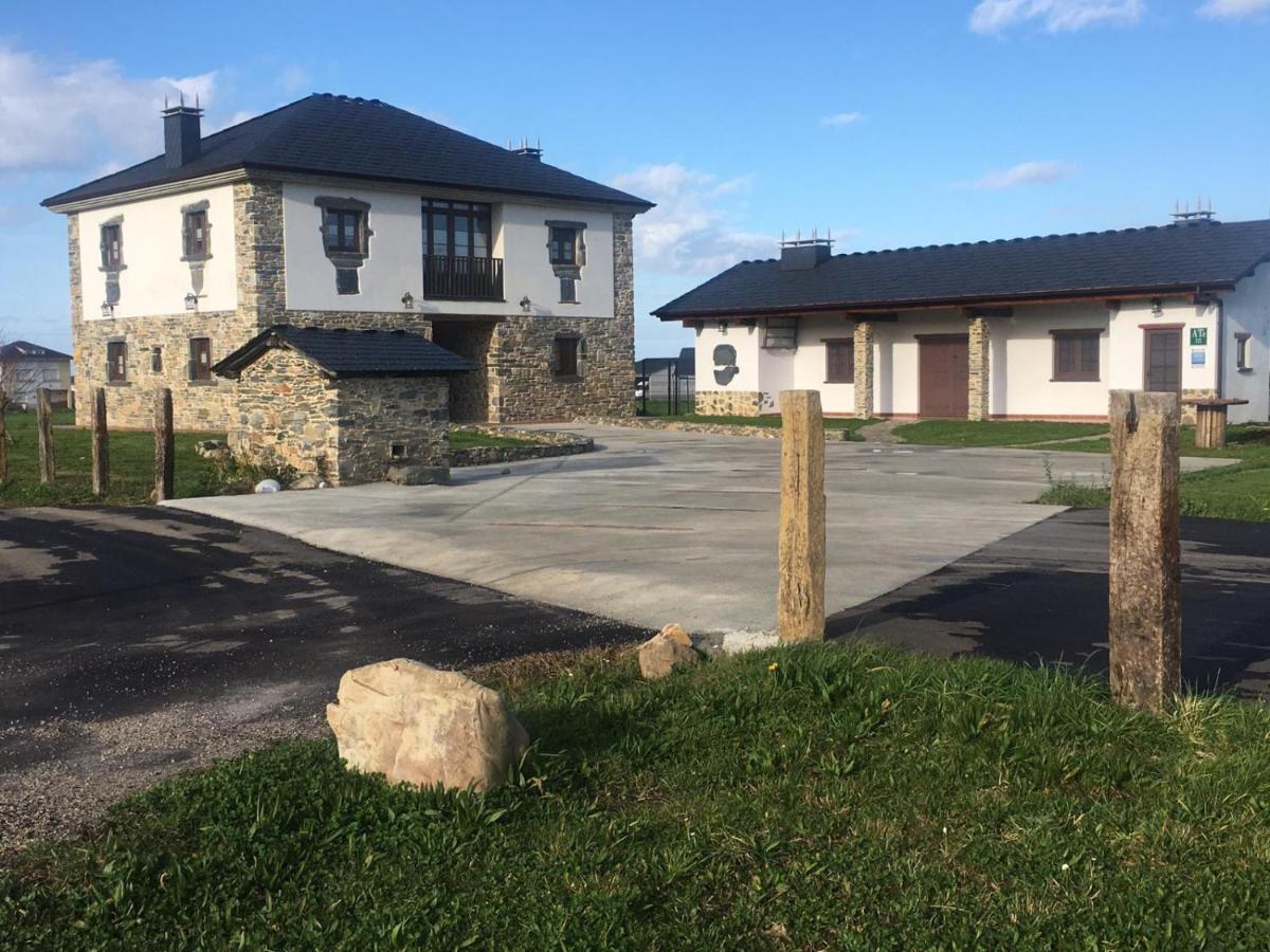 La Casa Vieja De Caneo - Apartamentos Rurales 3 Llaves Luarca Bagian luar foto