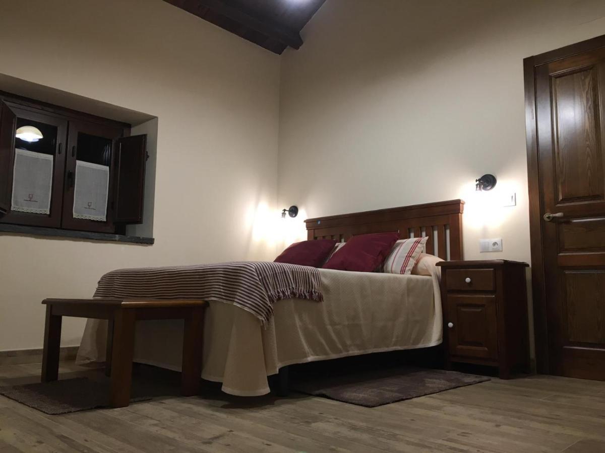 La Casa Vieja De Caneo - Apartamentos Rurales 3 Llaves Luarca Bagian luar foto